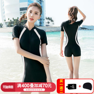 泳装穿搭的艺术 复古连体泳衣的多维度魅力探索