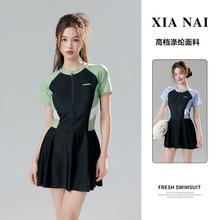 永恒夏日 1438泳装与连体泳衣的优雅转身